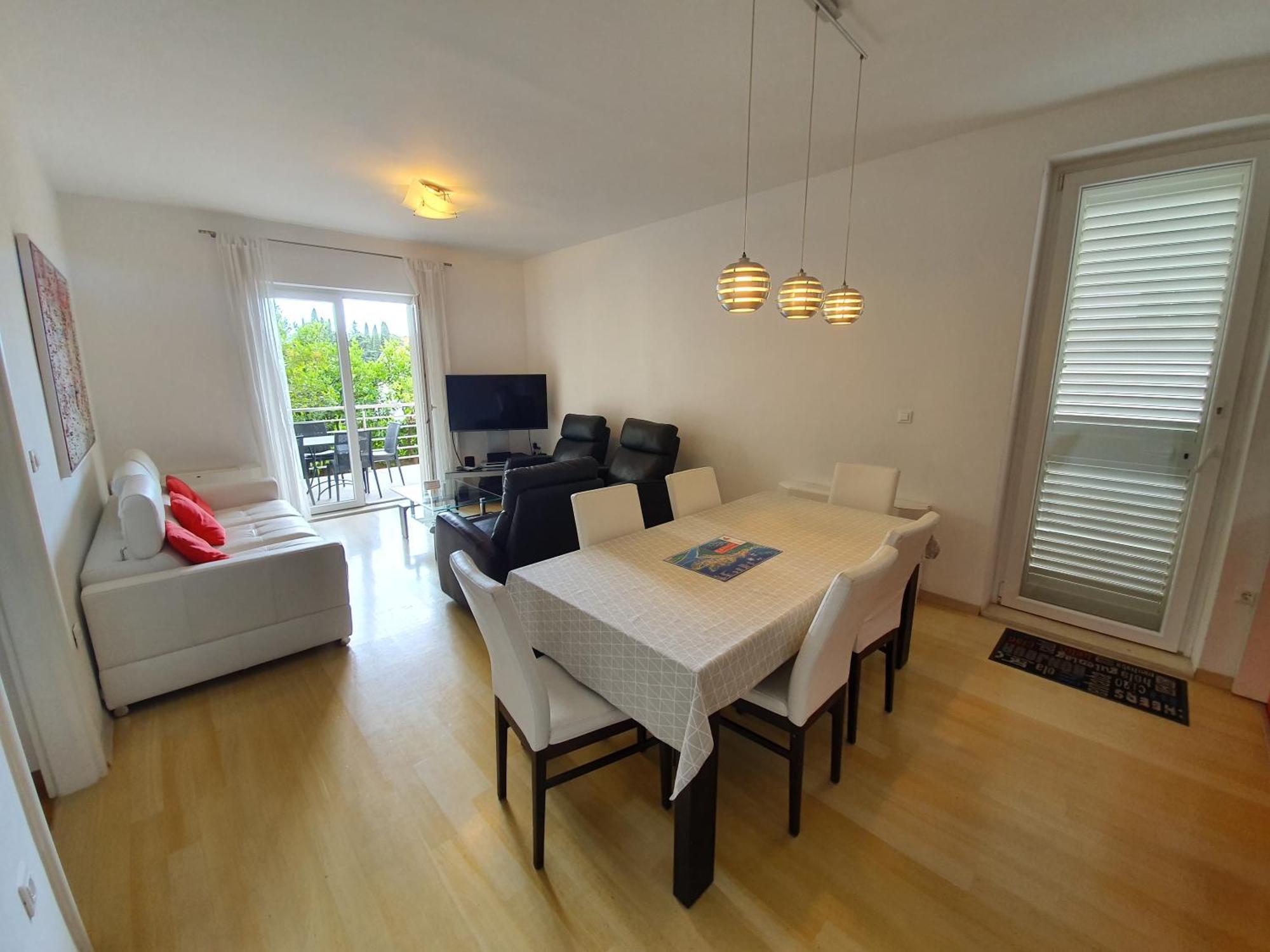 Apartment Laus