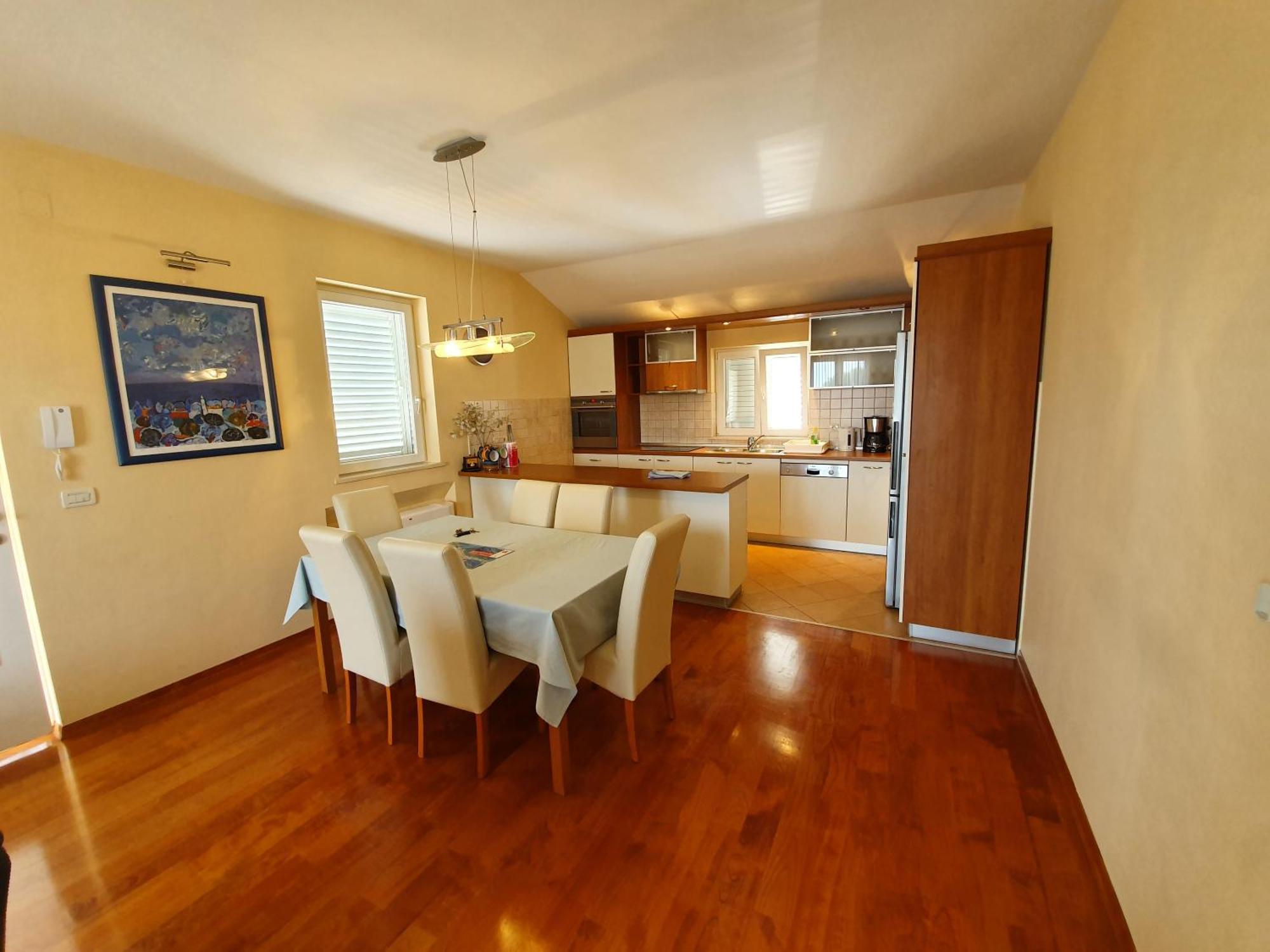Apartment Laus