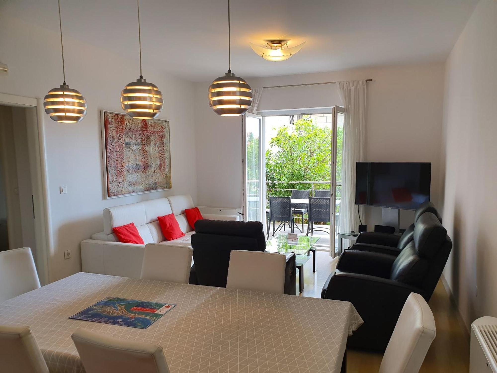 Laus Apartmán *